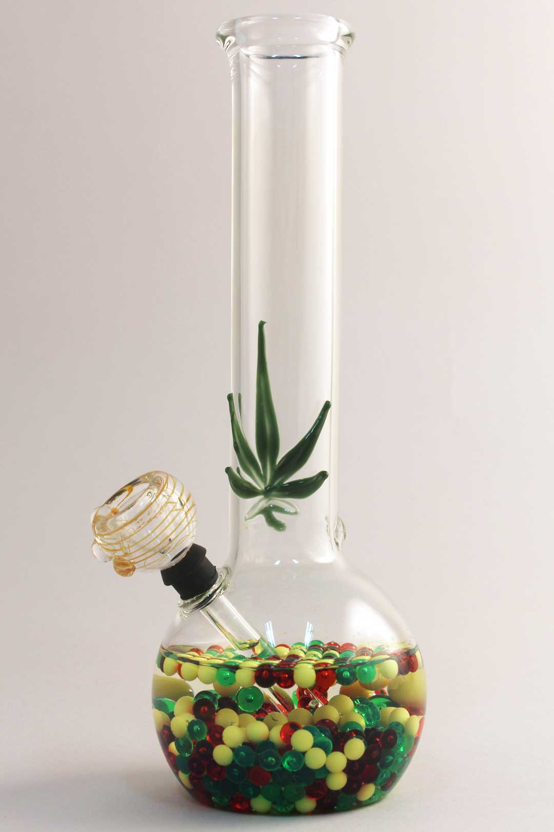 Diffuser beads in the water bong